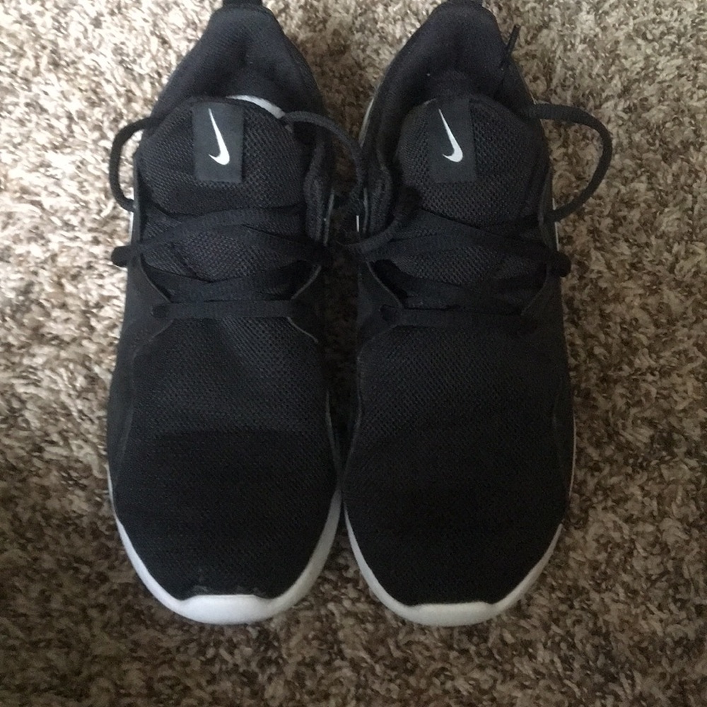 Black & White Nike